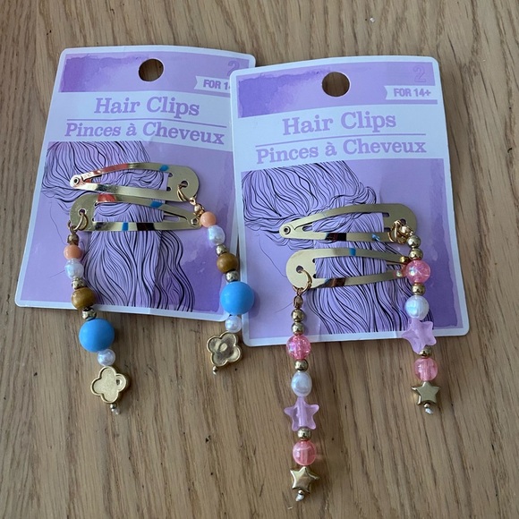 🆕 Beaded Hair Clip with Dangle🆕 - Picture 4 of 6